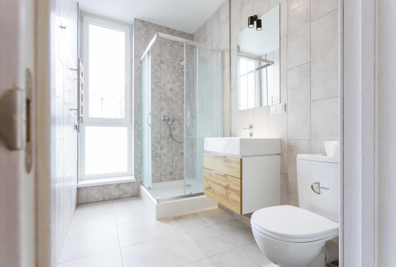 Nyvky Like Home - Studio - Apt 20 Kiev Esterno foto