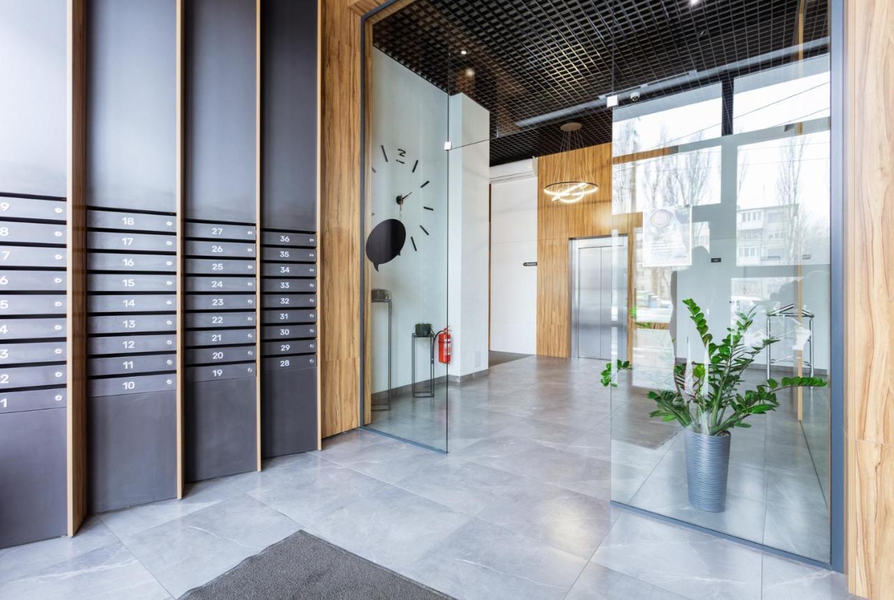 Nyvky Like Home - Studio - Apt 20 Kiev Esterno foto